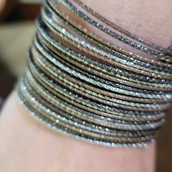 Beautiful Cuff Bracelet - Picture 5 of 7